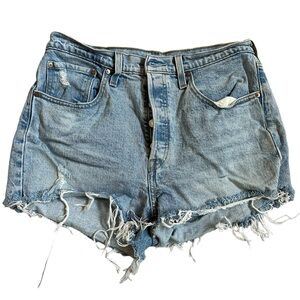 501 Original Fit High Rise Women’s Shorts Medium Wash Size 30